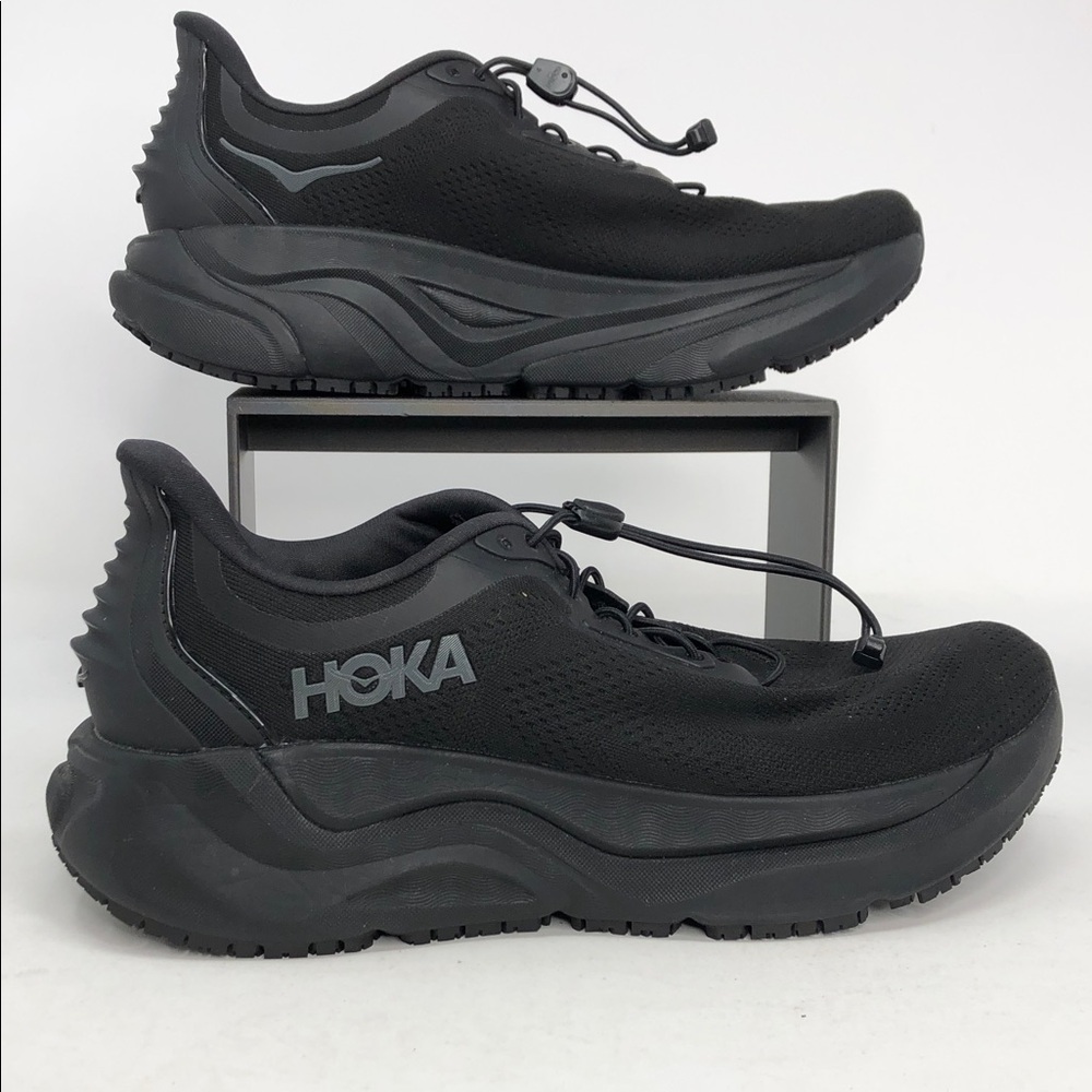 Hoka One One Arahi SR 1168713 Black Slip Resistant Women’s Work Shoes - Size 9.5